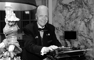 MVC110101074 Tom, who was the US’s first-ever concierge