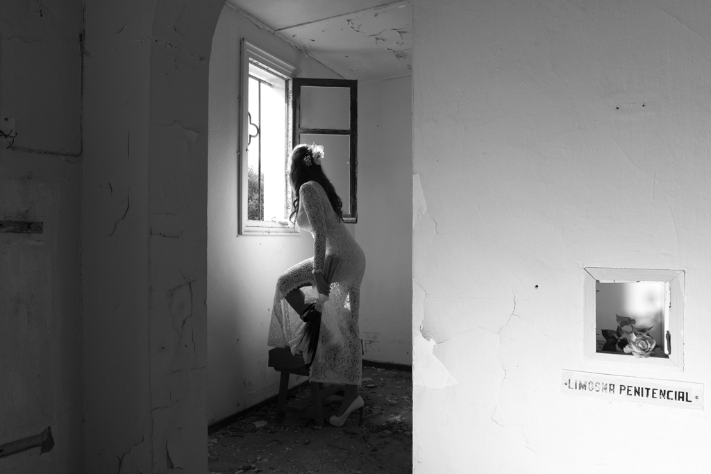 The Bride, all roses have thorns © Michelle Chaplow